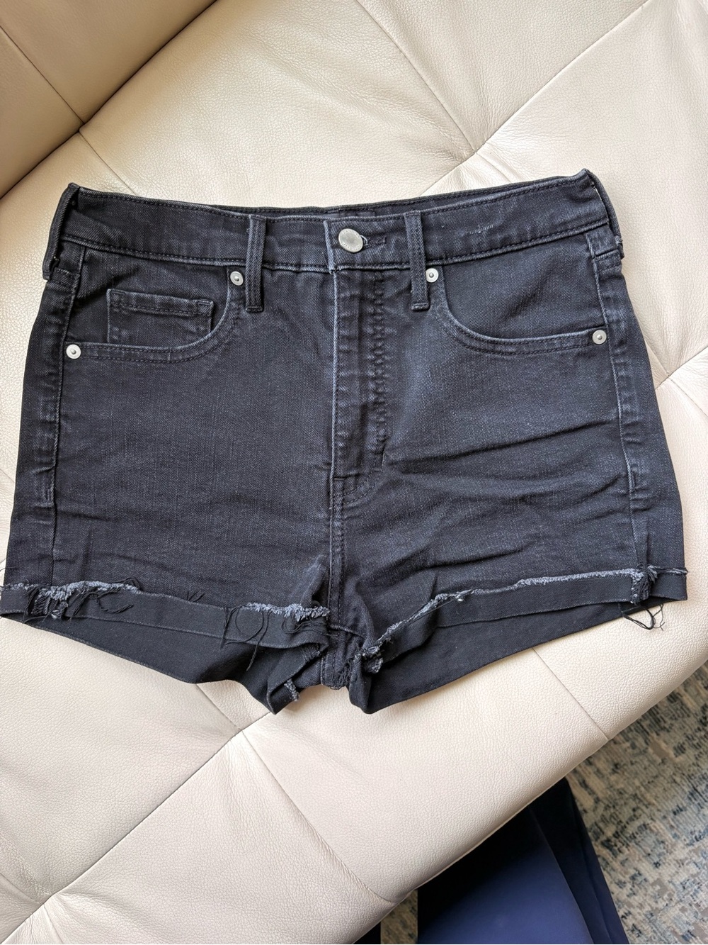 2 for $10 BANANA REPUBLIC Black High-Rise Frayed Hem Women’s Denim Shorts